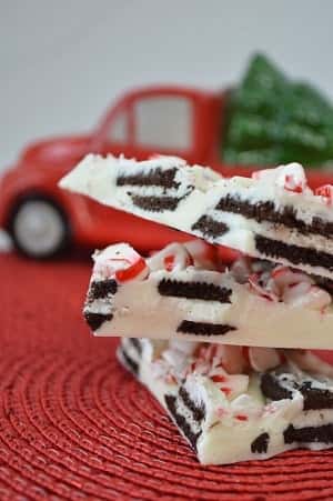 peppermint oreo bark